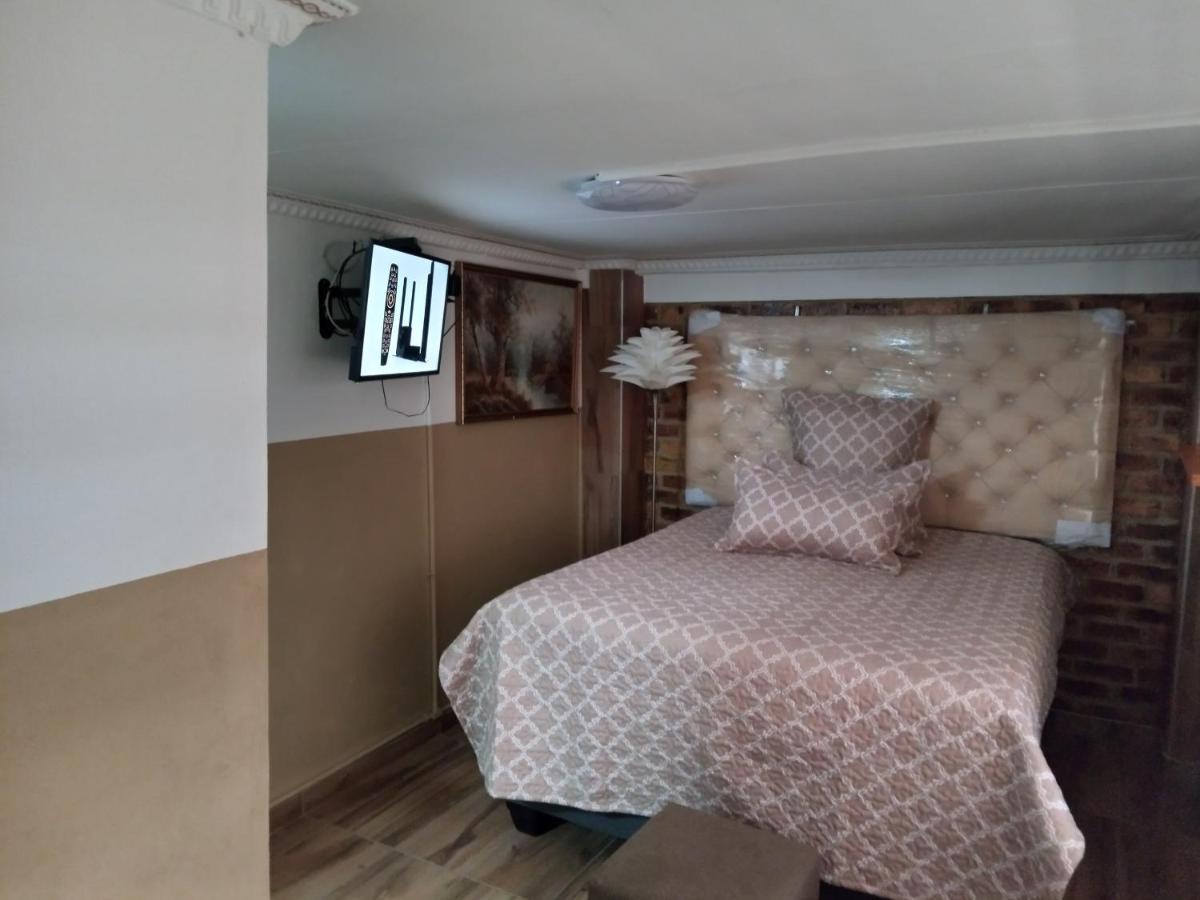 Dante Guest House อัลเบอร์ตัน ภายนอก รูปภาพ