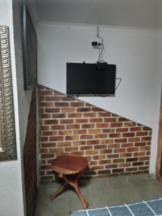 Dante Guest House อัลเบอร์ตัน ภายนอก รูปภาพ