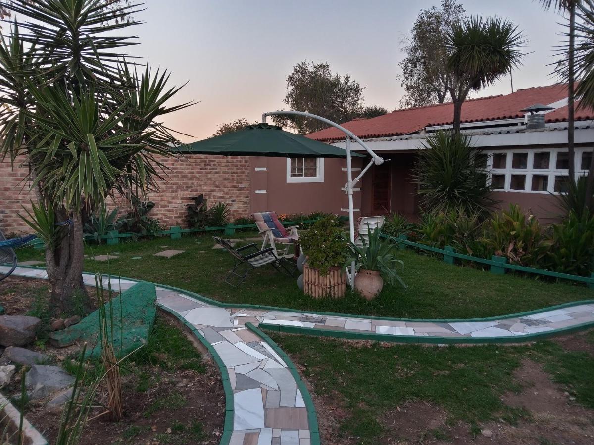 Dante Guest House อัลเบอร์ตัน ภายนอก รูปภาพ