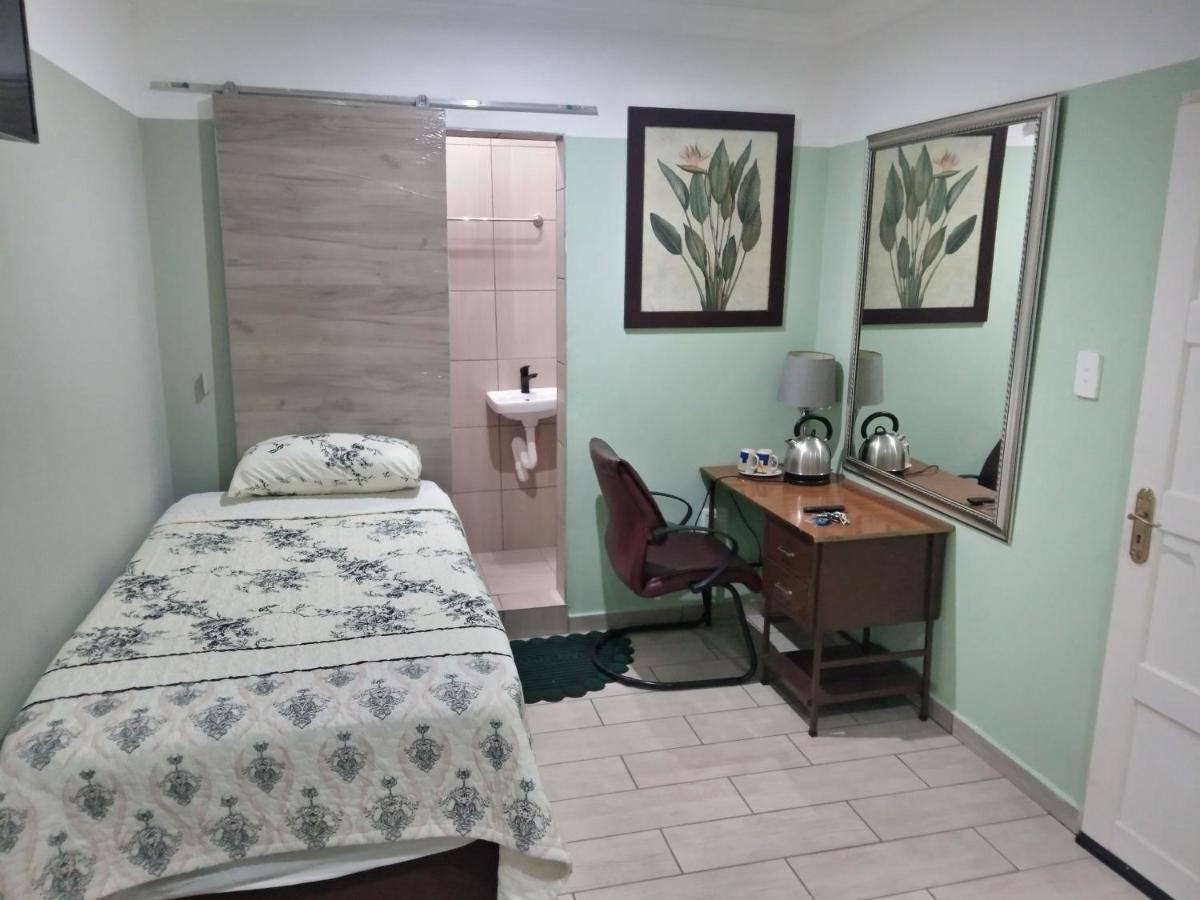 Dante Guest House อัลเบอร์ตัน ภายนอก รูปภาพ